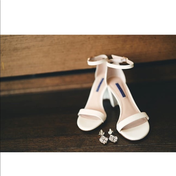 Stuart Weitzman Shoes - Stuart Weitzman white heels